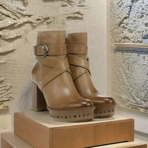 Boho 10 Retro Rider Biker Leather Platform Lugsole Ankle Booties New